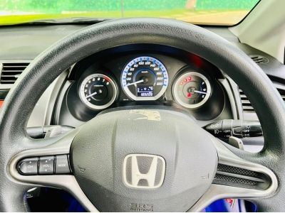 Honda City 1.5 SV (รุ่นท็อป) เกียร์ออโต้ ปี 2012 รูปที่ 11
